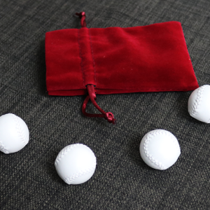 Set of 4 Leather Balls for Cups and Balls (White and White) by Leo Smetsers - Trick
