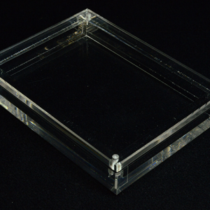 CARAT XMC Metal Card Display